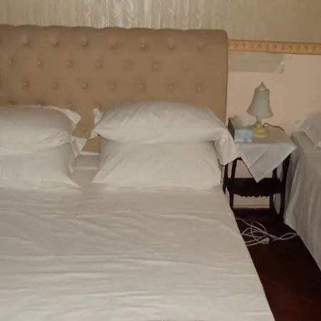 Bed & Breakfast La Vie Est Belle