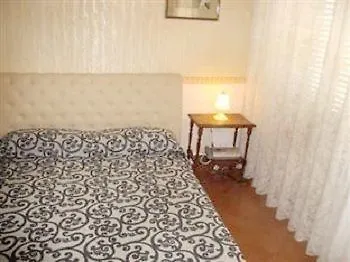 Bed & Breakfast La Vie Est Belle Roma