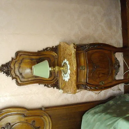 Bed & Breakfast La Vie Est Belle *